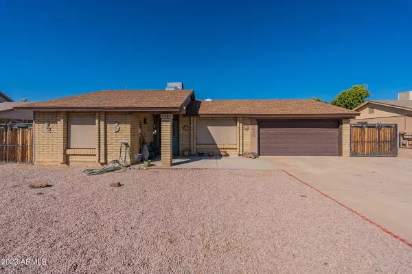 6410 W SUNNYSLOPE Lane, Glendale, AZ 85302