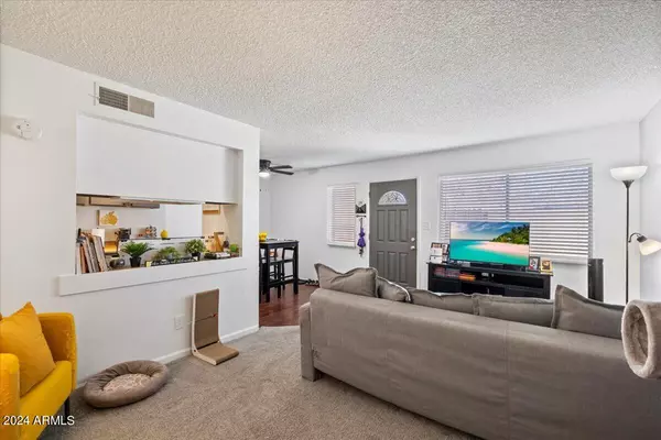 Phoenix, AZ 85051,8054 N 32ND Lane