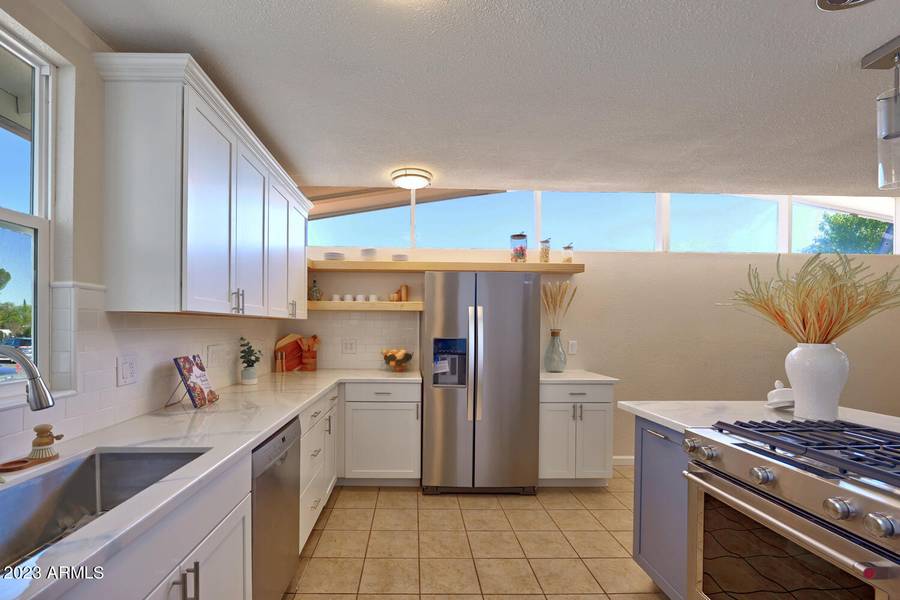 364 TREE TOP Avenue, Sierra Vista, AZ 85635