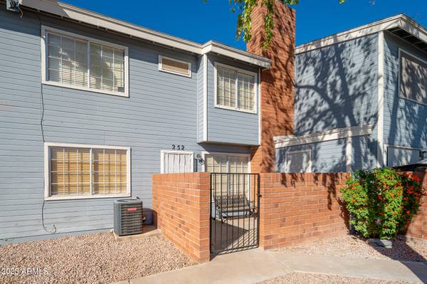 2301 E UNIVERSITY Drive #252, Mesa, AZ 85213