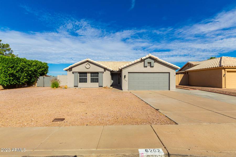 6202 E QUARTZ Street, Mesa, AZ 85215