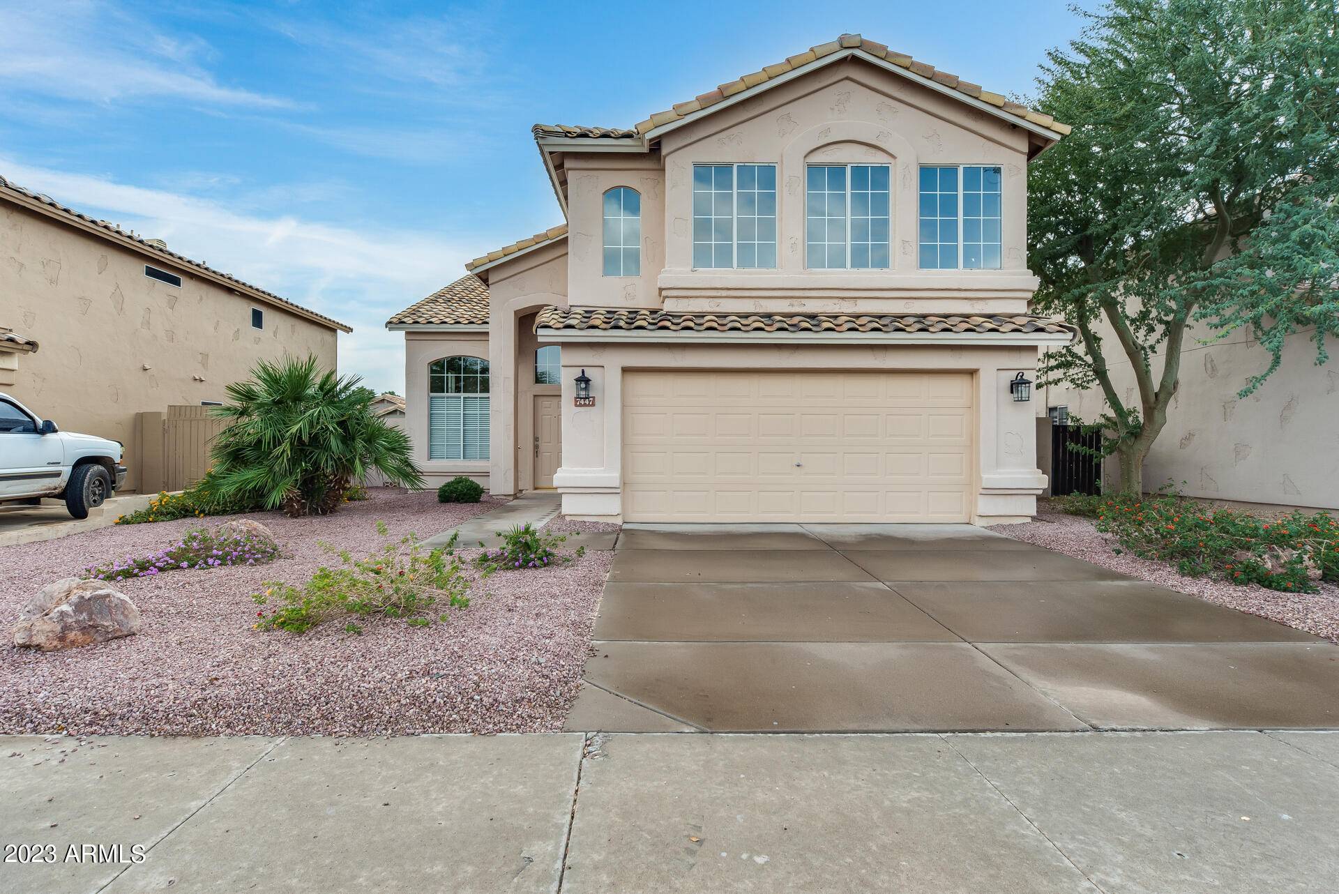 7447 W CREST Lane, Glendale, AZ 85310