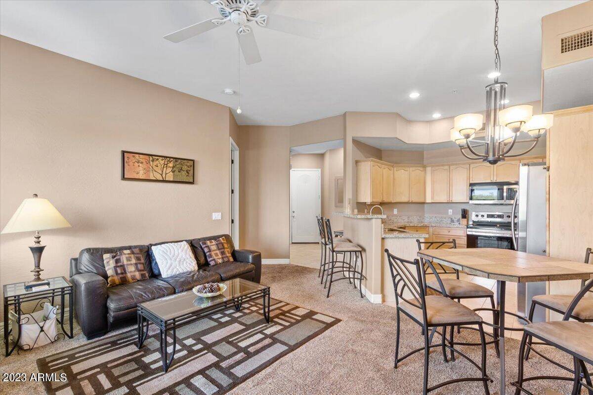 Chandler, AZ 85248,3800 S CANTABRIA Circle #1040