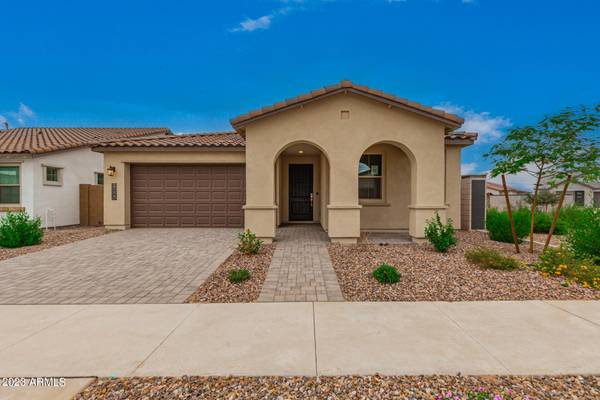 Queen Creek, AZ 85142,21420 E MACAW Drive