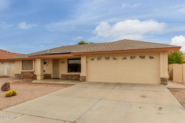 Mesa, AZ 85209,2055 S LINDENWOOD --