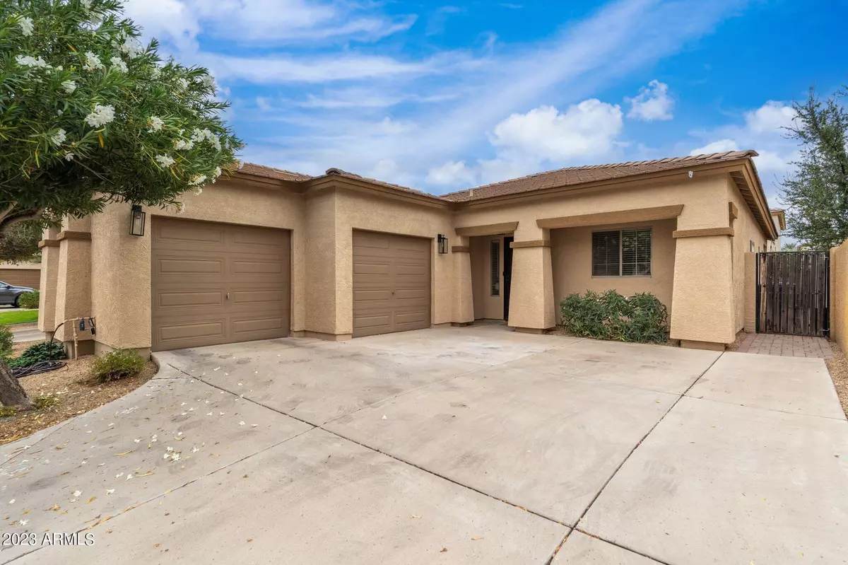 Chandler, AZ 85225,901 E MADELINE Drive