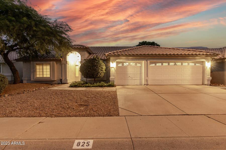 825 W SAN MATEO Drive, Gilbert, AZ 85233