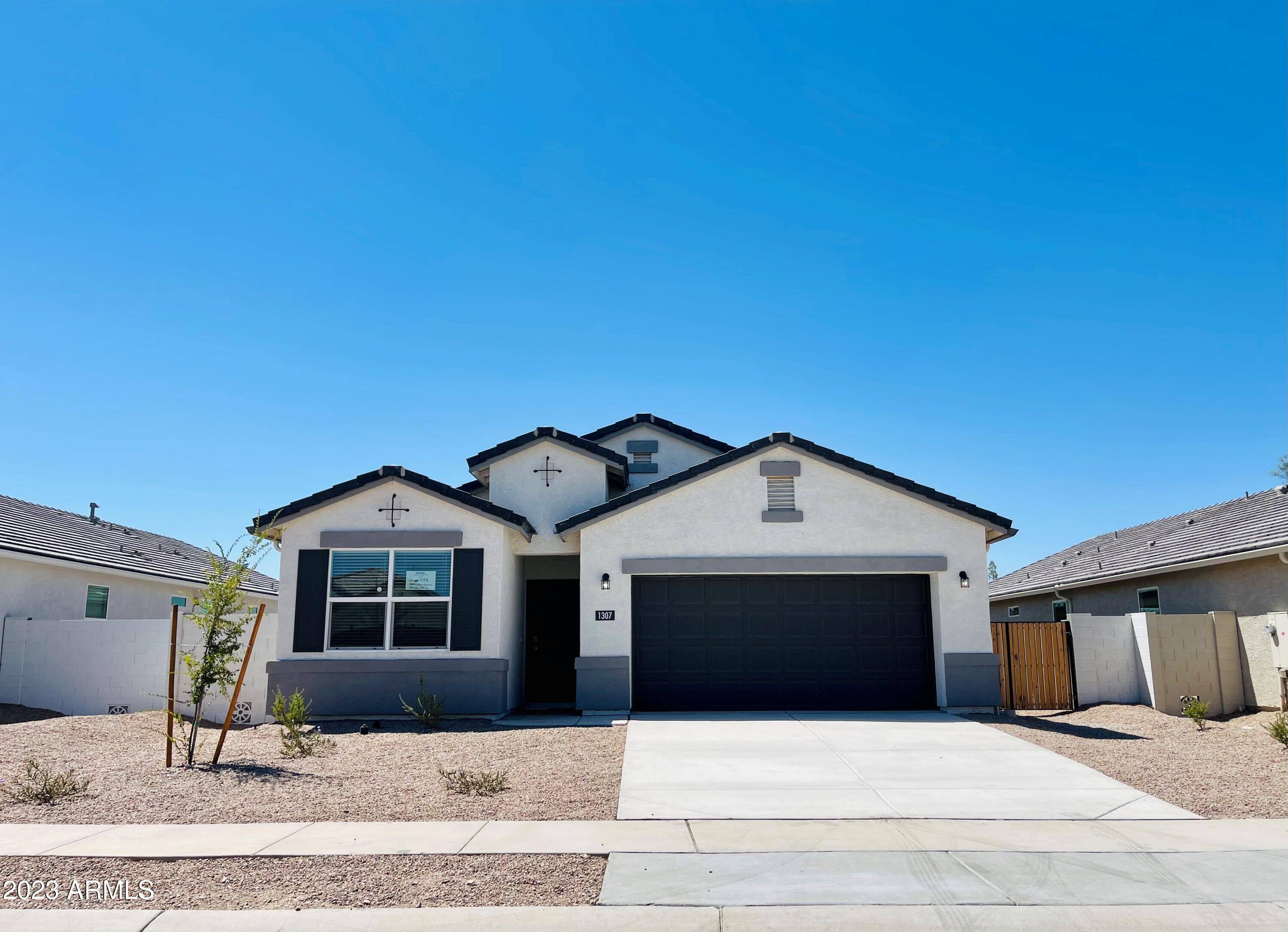 1307 W RAYMOND Avenue, Coolidge, AZ 85128