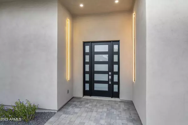 Phoenix, AZ 85021,1416 W CACTUS WREN Drive