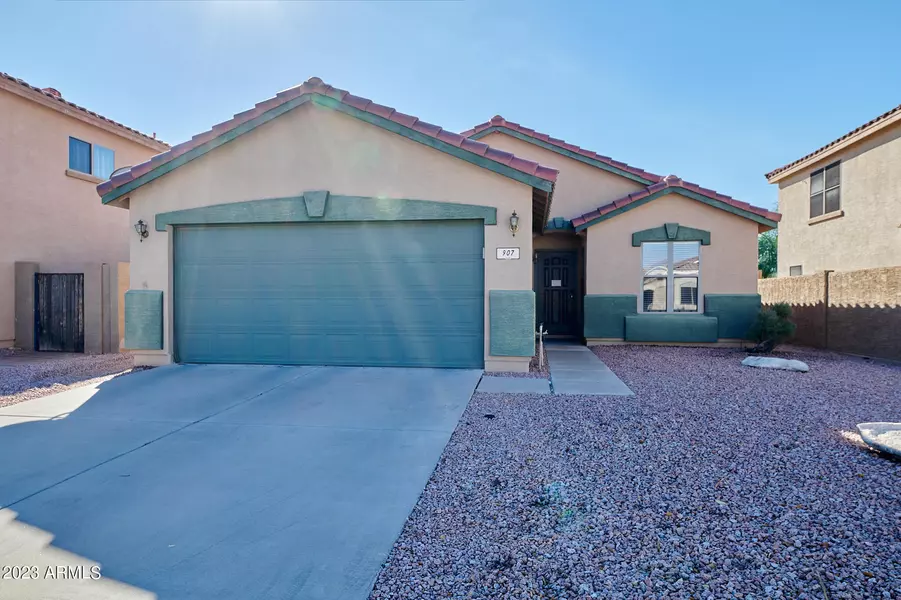 907 E SARATOGA Street, Gilbert, AZ 85296