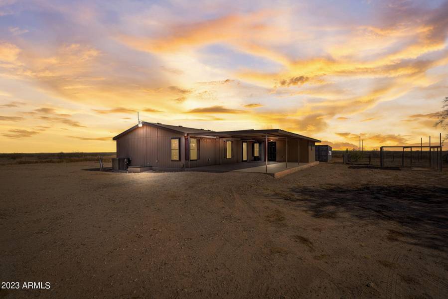 5247 S 330TH Avenue, Tonopah, AZ 85354