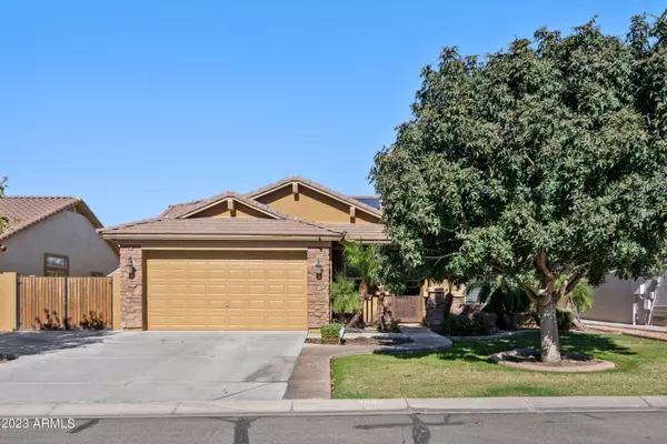 3692 E Magnus Drive, San Tan Valley, AZ 85140