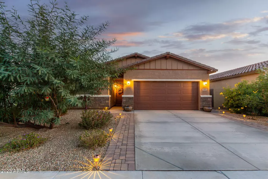 17687 W DALEY Lane, Surprise, AZ 85387