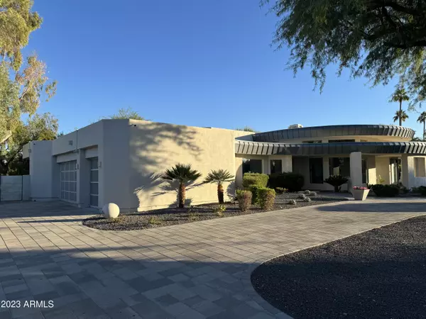 Paradise Valley, AZ 85253,6748 E BERNEIL Lane