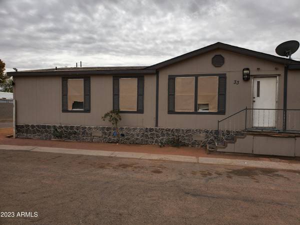 Casa Grande, AZ 85122,708 W MCMURRAY Boulevard #33