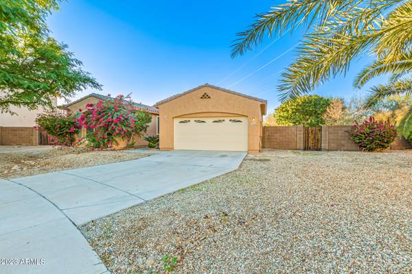 Phoenix, AZ 85041,7704 S 22ND Lane