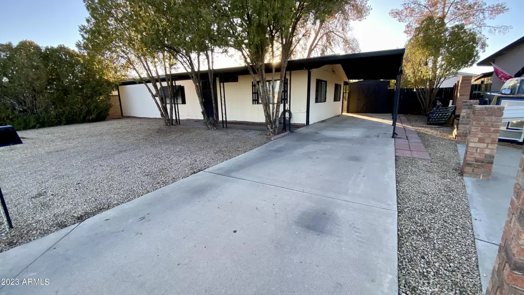 18234 N 2nd Place, Phoenix, AZ 85022