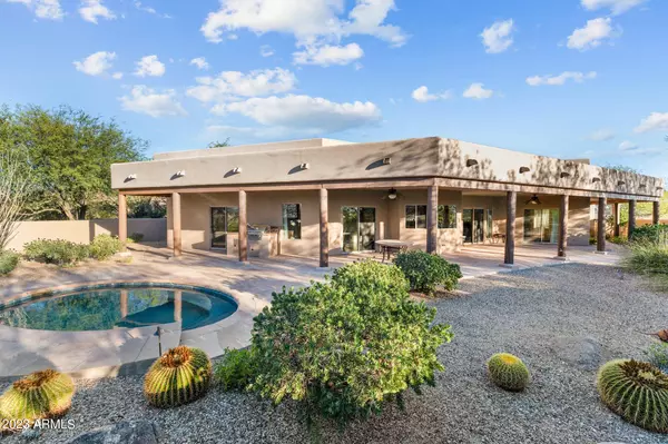 3055 W PINTO Place, Wickenburg, AZ 85390