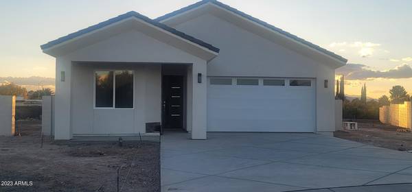 2903 E Acacia Court, Douglas, AZ 85607