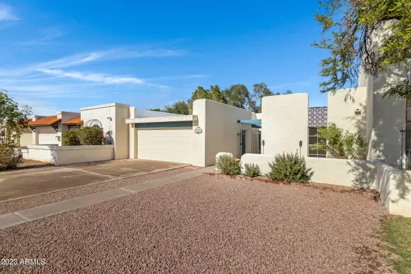 Tempe, AZ 85282,1008 E LAGUNA Drive