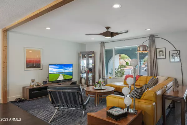 Tempe, AZ 85282,3226 S EVERGREEN Road
