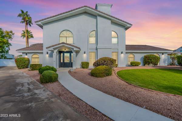 Paradise Valley, AZ 85253,10028 N 55TH Place