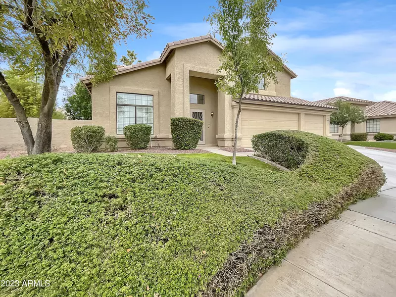 3180 S VISTA Drive, Chandler, AZ 85248