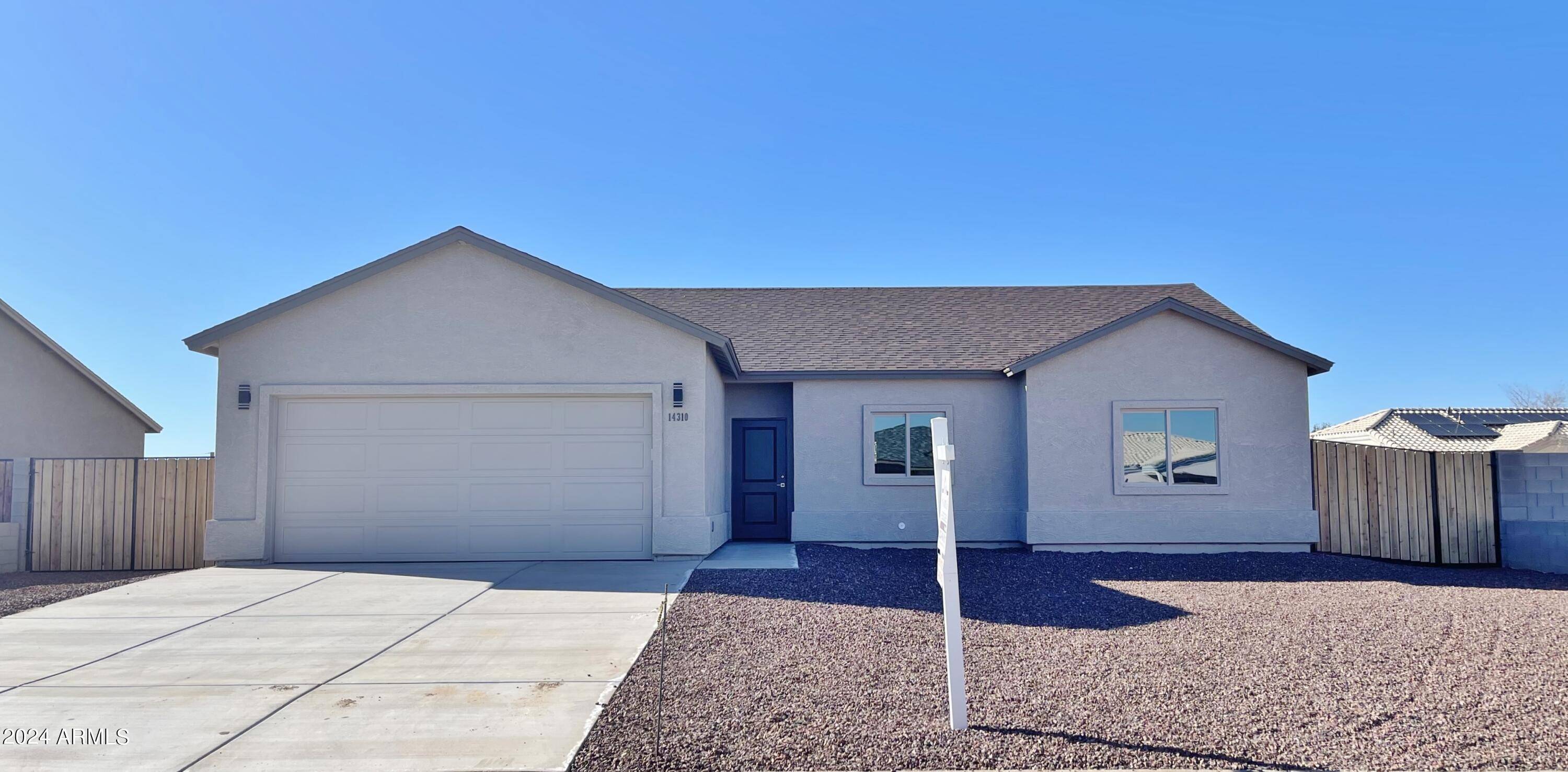 14310 S AVALON Road, Arizona City, AZ 85123