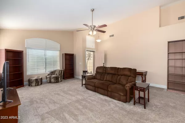 Chandler, AZ 85226,6442 W SHANNON Court