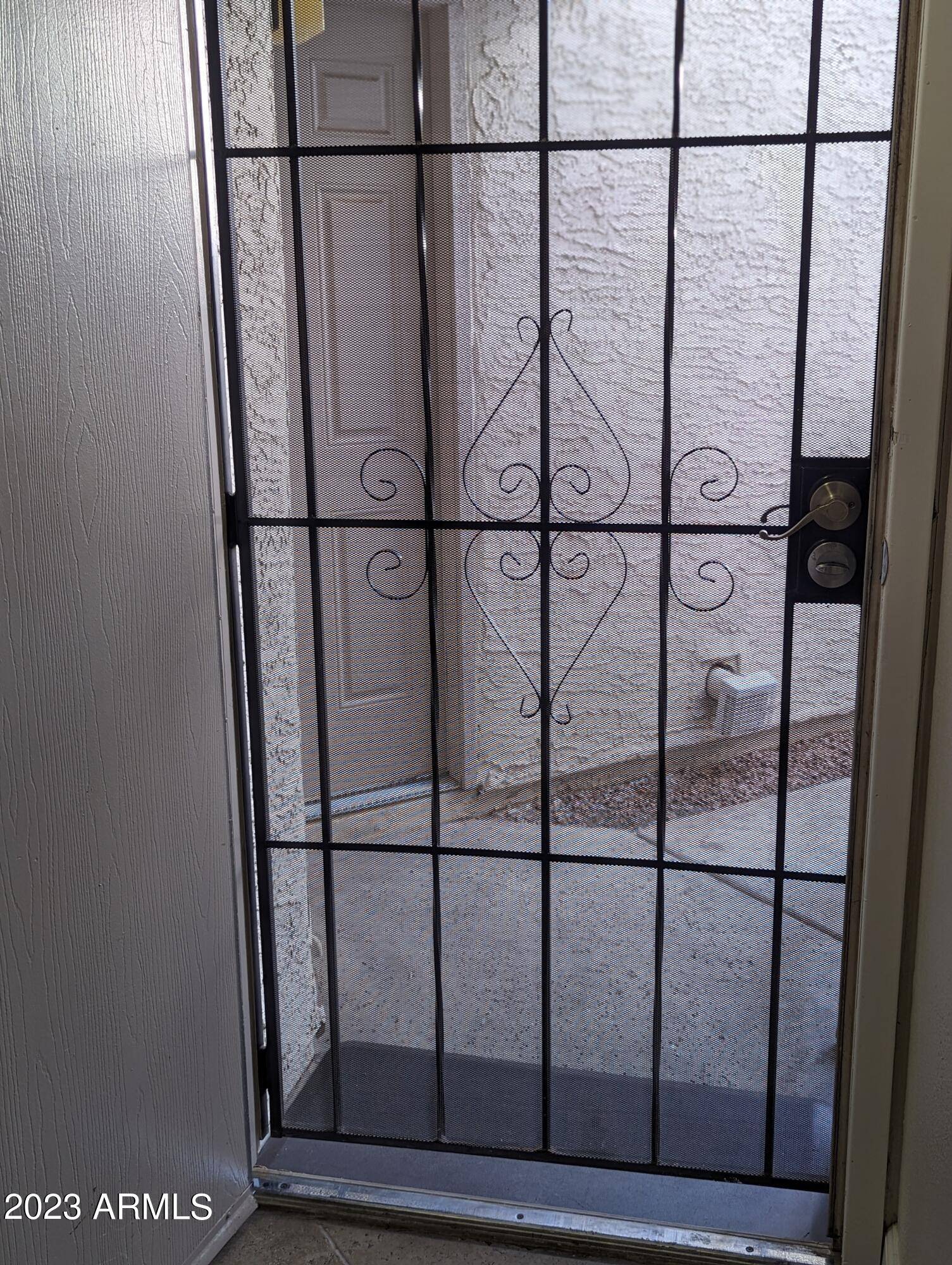 Scottsdale, AZ 85257,835 N GRANITE REEF Road #33