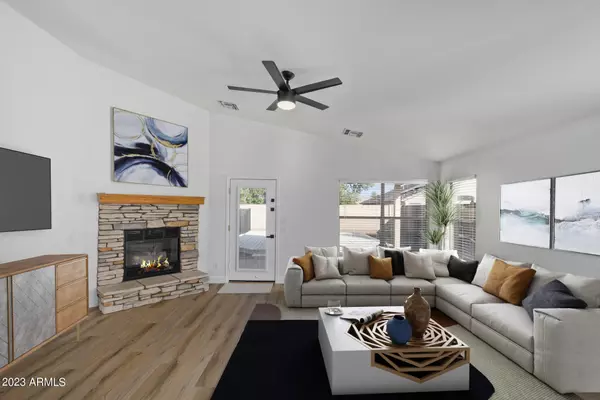 2402 E KESLER Lane Chandler, AZ 85225