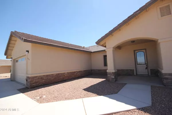 Sierra Vista, AZ 85650,4224 S Crape Myrtle Court