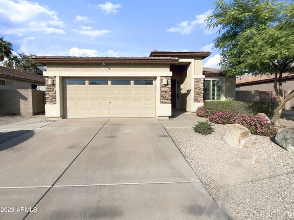 2882 E TYSON Street, Chandler, AZ 85225