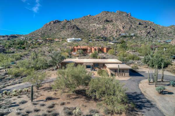 35846 N Tom Darlington Drive, Carefree, AZ 85377