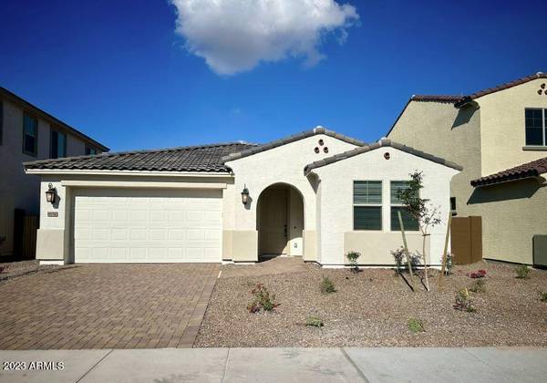 8950 W DENTON Lane,  Glendale,  AZ 85305