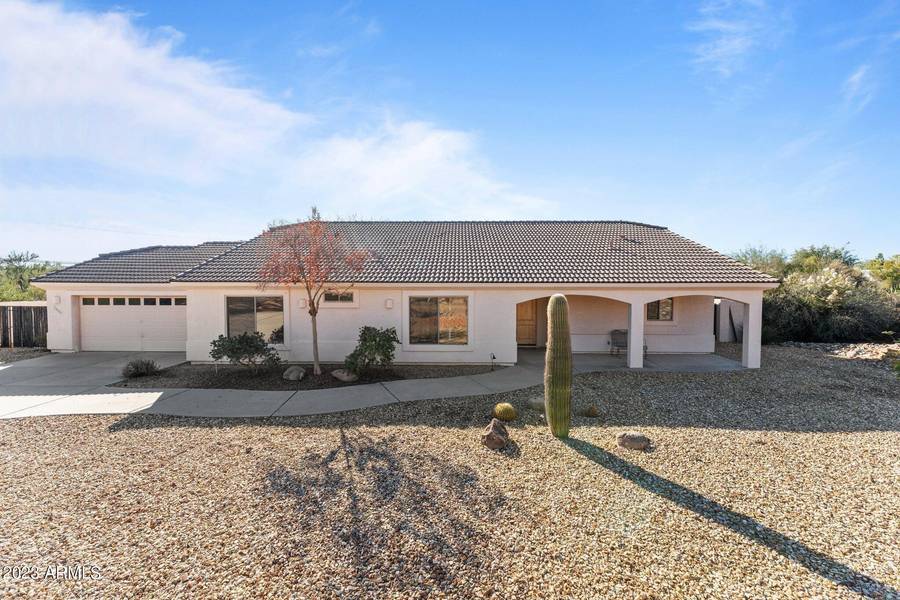 2005 W SILVERLODE Drive, Wickenburg, AZ 85390