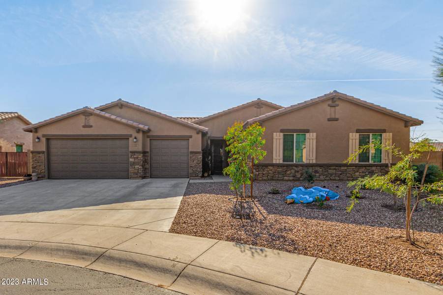 5761 W HIDALGO Avenue, Laveen, AZ 85339