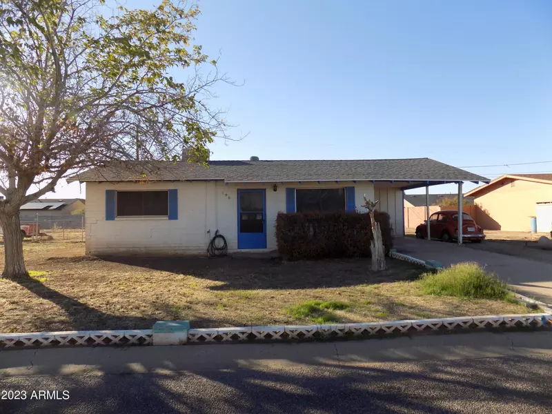 190 N POSTON Circle, Florence, AZ 85132