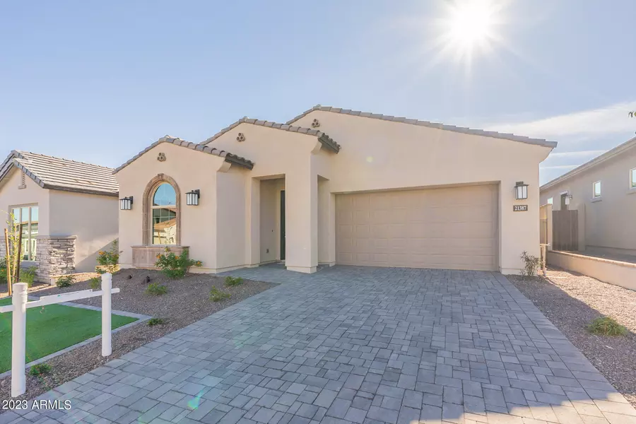 21387 W MEADOWBROOK Avenue, Buckeye, AZ 85396