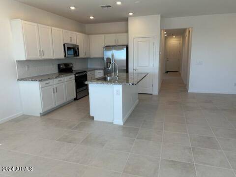 Buckeye, AZ 85326,25295 W HUNTINGTON Drive