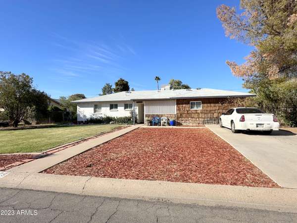 1029 N COOLIDGE Avenue,  Casa Grande,  AZ 85122