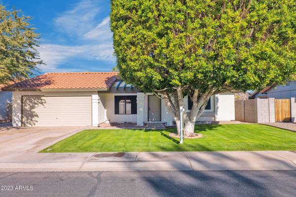 2128 W MANOR Street,  Chandler,  AZ 85224