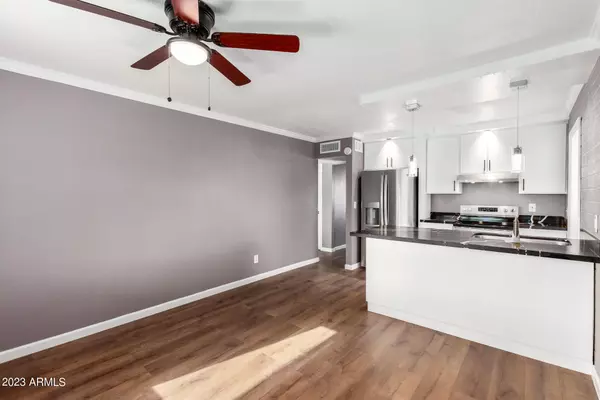 Mesa, AZ 85201,915 W INGLEWOOD Street