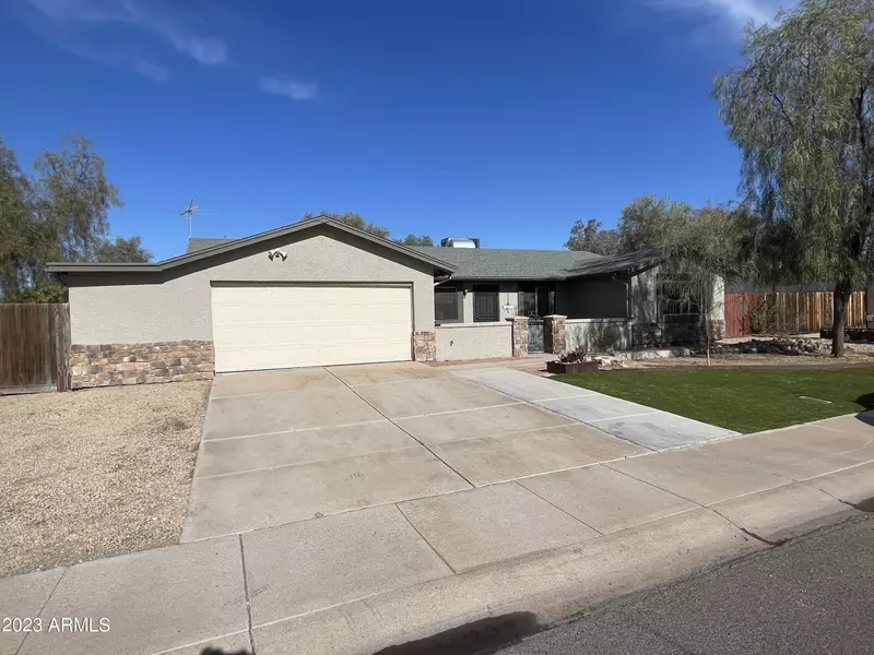 6234 W MONTE CRISTO Avenue, Glendale, AZ 85306