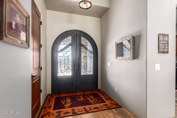 Phoenix, AZ 85086,1444 W MADDOCK Road