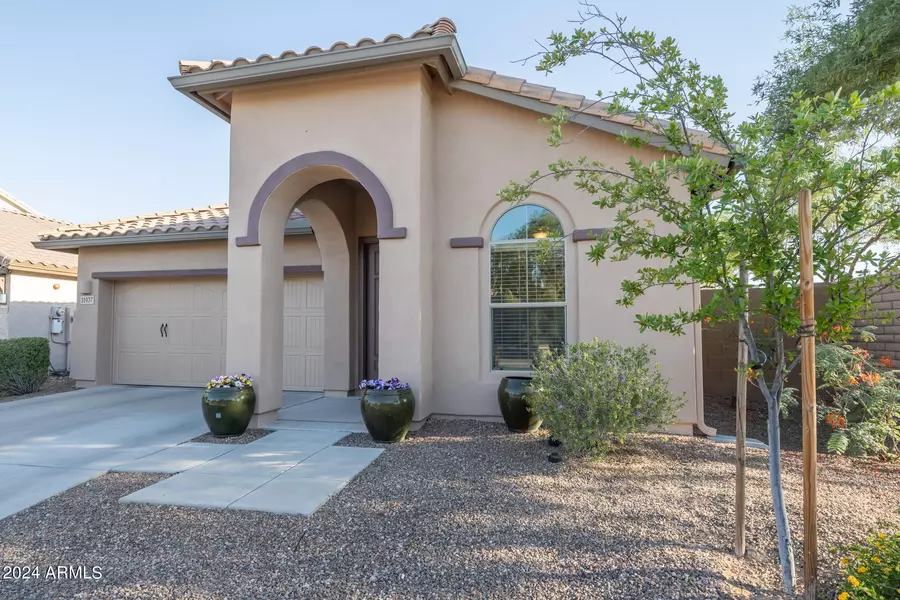 11937 W NADINE Way, Peoria, AZ 85383