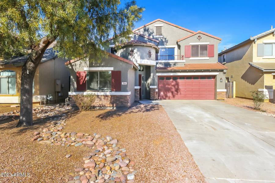 706 E DANIELLA Drive, San Tan Valley, AZ 85140