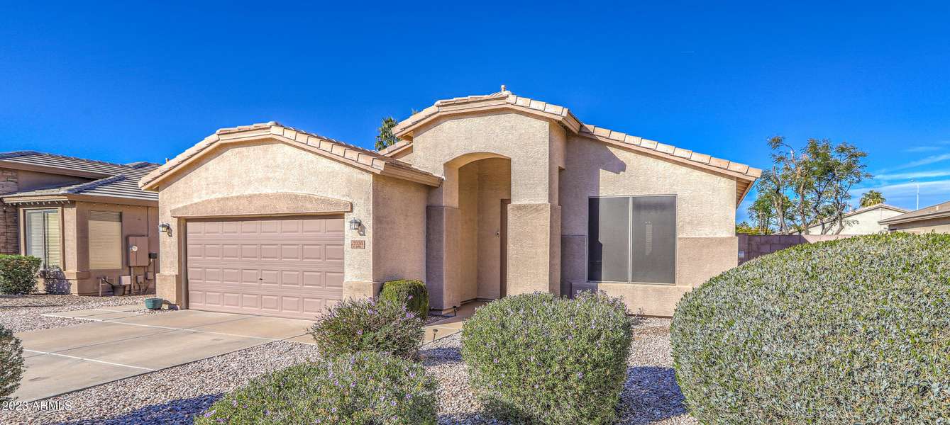 2130 E BELLERIVE Place, Chandler, AZ 85249