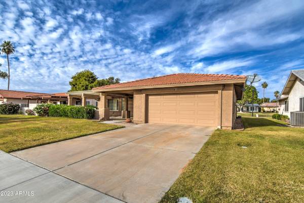 Mesa, AZ 85206,612 LEISURE WORLD --