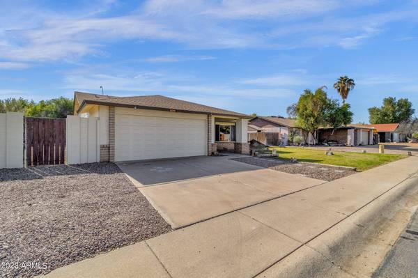 Chandler, AZ 85225,553 W MYRNA Lane